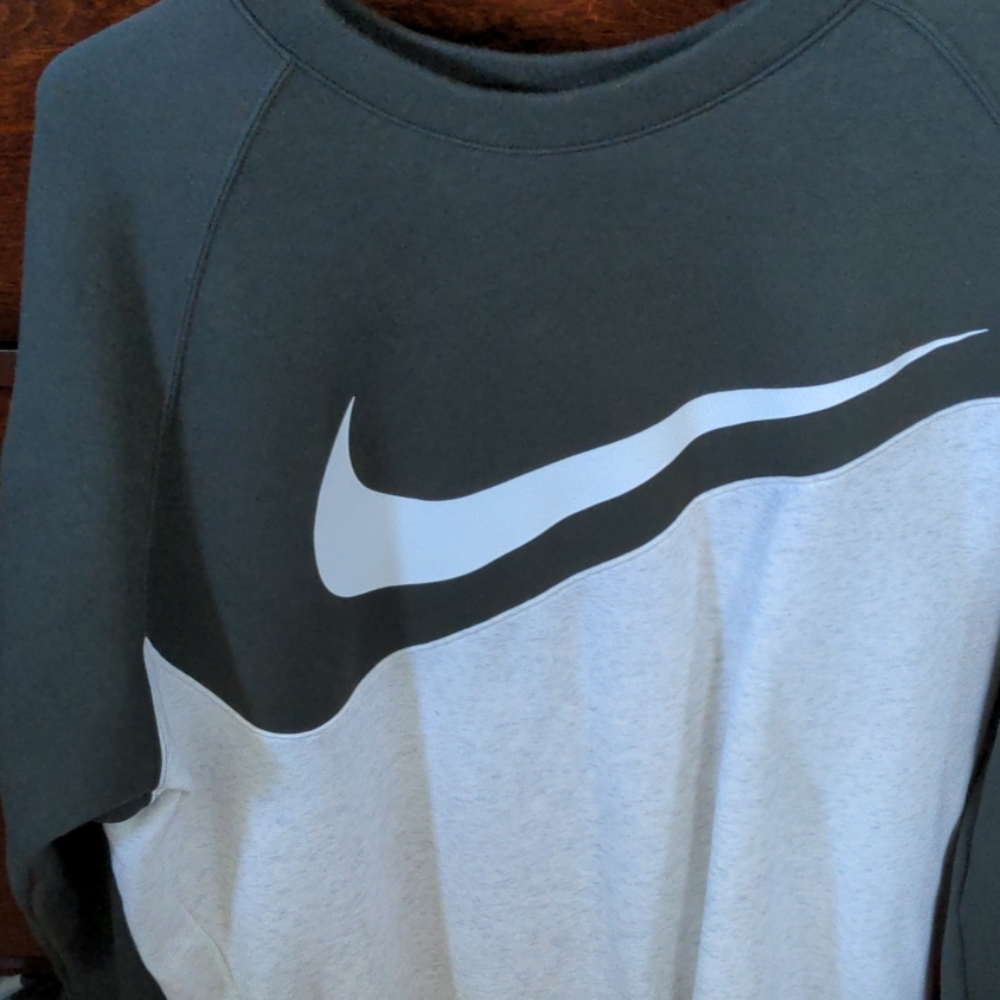 Nike fleece sweatshirt